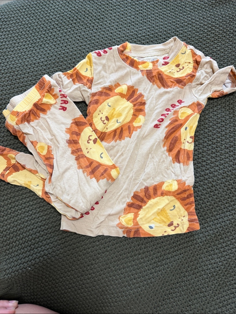 Cater’s Child of Mine Beige Lion Print Pajama Set - Cozy Sleepwear 12 Months